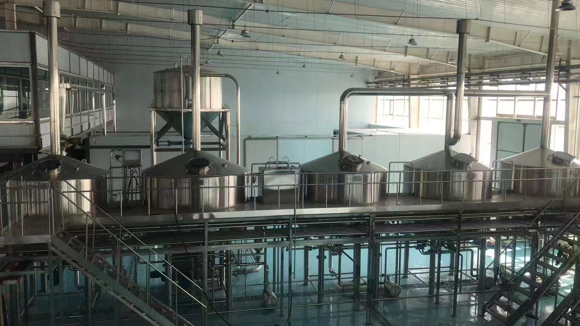 隆化精酿啤酒设备厂—精酿啤酒设备主要生产工艺与核心技术
